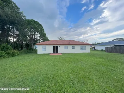 516 Seaport Terrace SE Palm Bay FL 32909