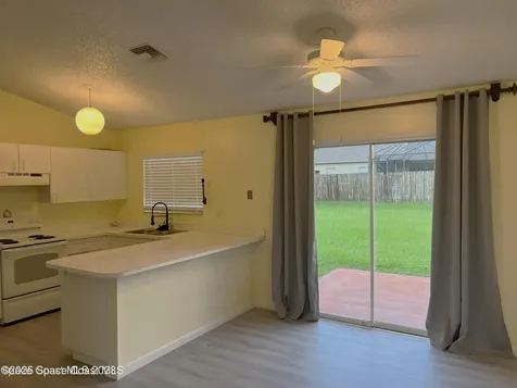 516 Seaport Terrace SE Palm Bay FL 32909