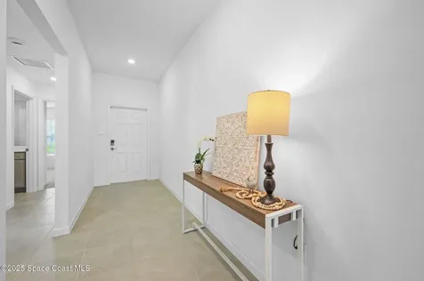 846 Dockside Drive SW Palm Bay FL 32908