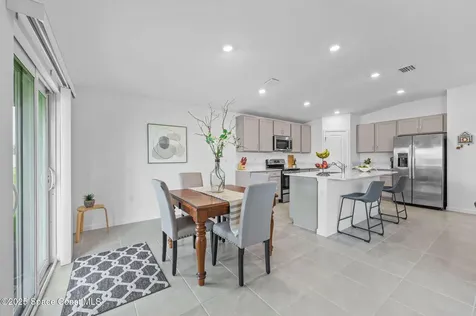 846 Dockside Drive SW Palm Bay FL 32908