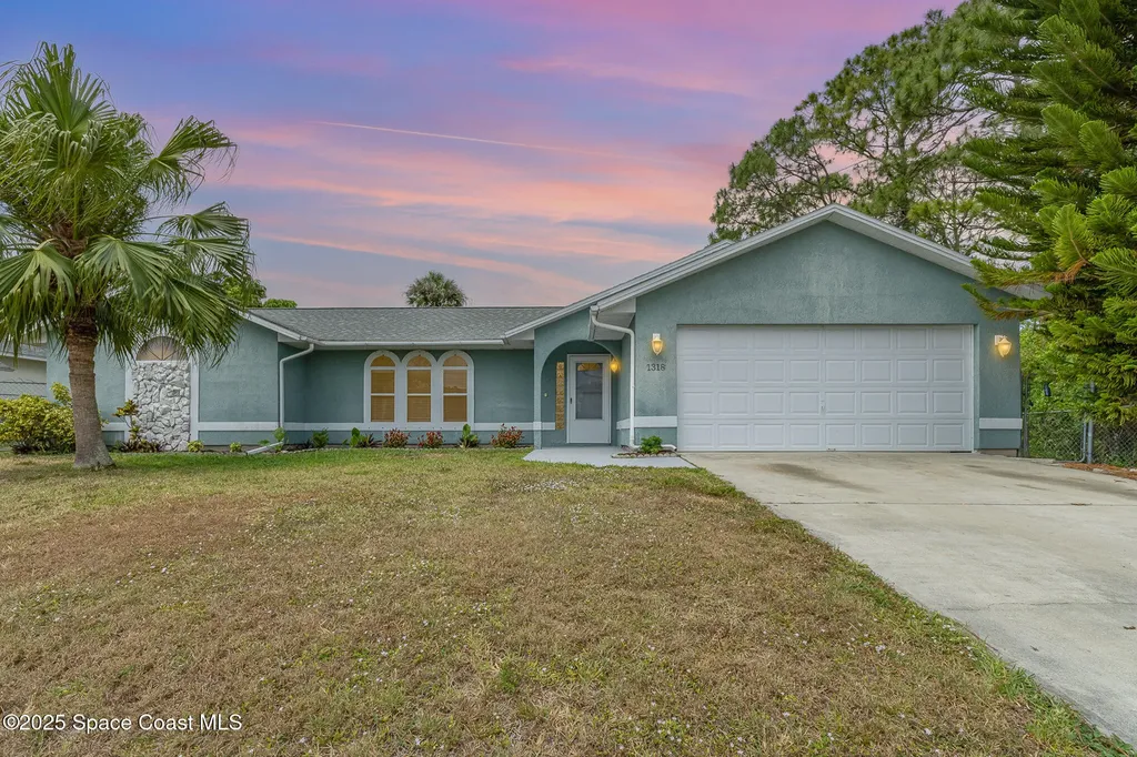 1318 Camas Avenue NW Palm Bay FL 32907