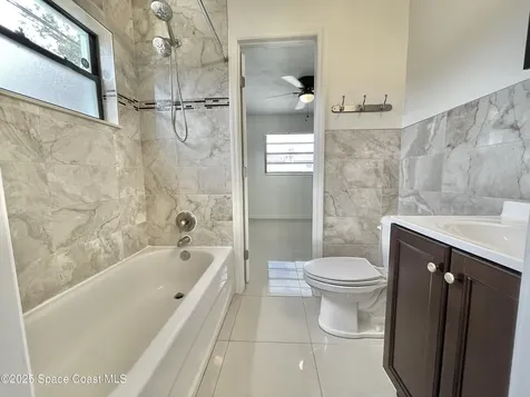 1074 Holland Street Melbourne FL 32935