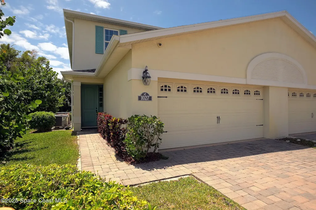 1027 Steven Patrick Avenue Indian Harbour Beach FL 32937