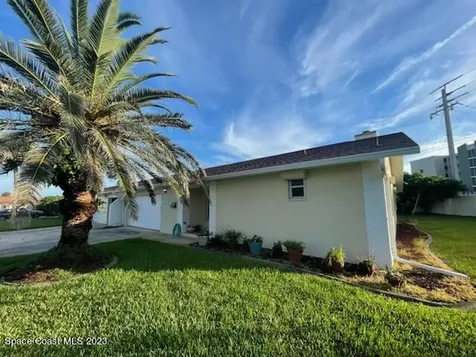 125 Christine Circle Satellite Beach FL 32937