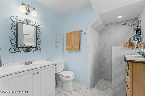 8865 Central Avenue Micco FL 32976