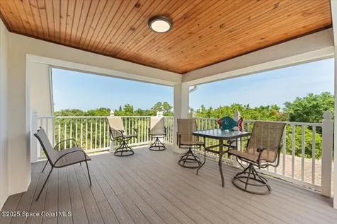 8865 Central Avenue Micco FL 32976