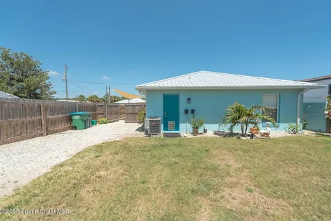 139 Randle Avenue Oak Hill FL 32759