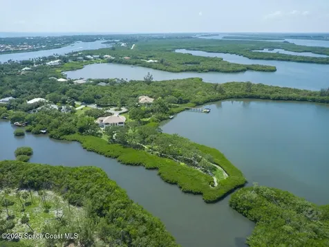 2660 Riverview Court Vero Beach FL 32963