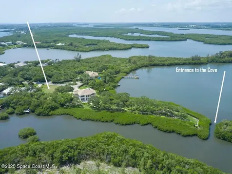 2660 Riverview Court Vero Beach FL 32963