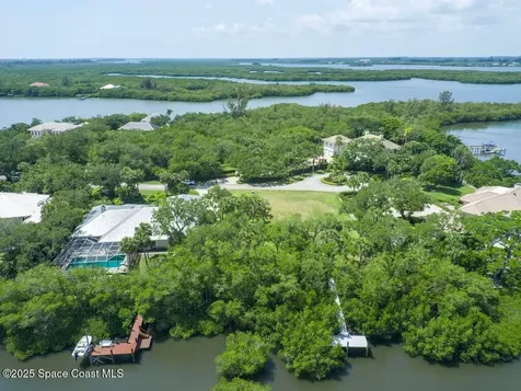 2660 Riverview Court Vero Beach FL 32963
