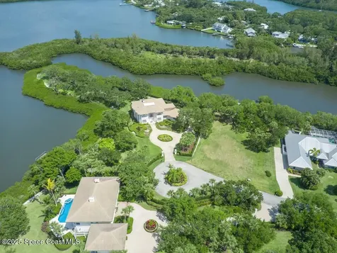 2660 Riverview Court Vero Beach FL 32963