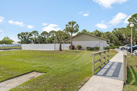 1411 Club Gardens Drive NE Palm Bay FL 32905