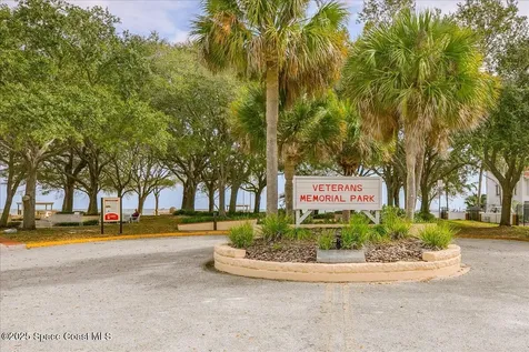 615 Lakewood Lane Titusville FL 32780