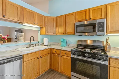 615 Lakewood Lane Titusville FL 32780
