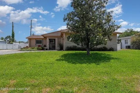 4305 Best Avenue Titusville FL 32780
