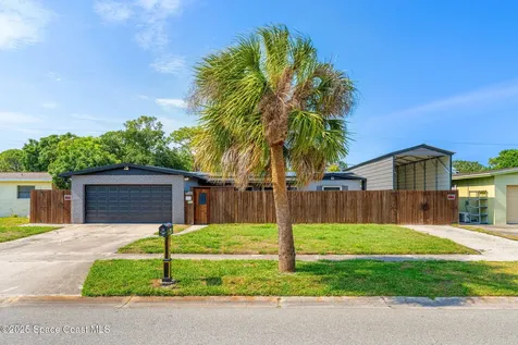 180 Melbourne Avenue Merritt Island FL 32953