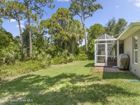 1206 Briarcliff Court Sebastian FL 32958