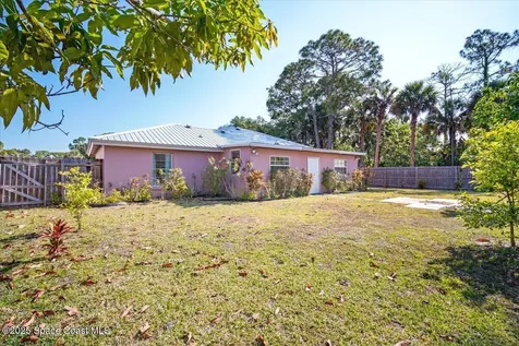 326 Brescia Street NE Palm Bay FL 32907