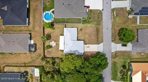 326 Brescia Street NE Palm Bay FL 32907