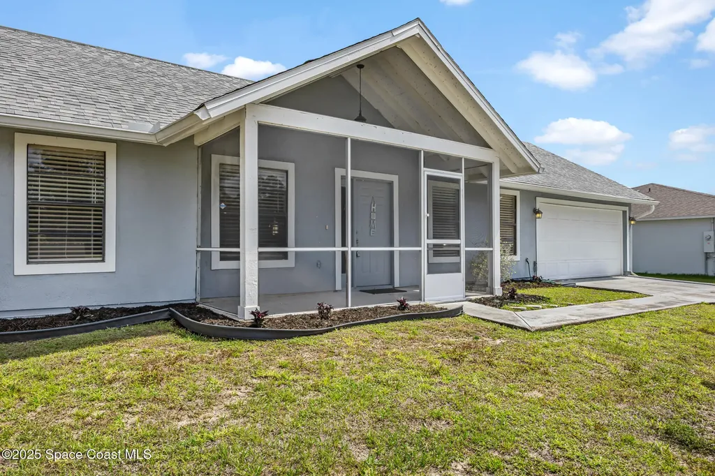 431 Harrisburg Street SW Palm Bay FL 32908
