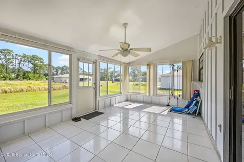 431 Harrisburg Street SW Palm Bay FL 32908