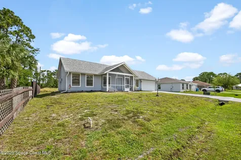 431 Harrisburg Street SW Palm Bay FL 32908