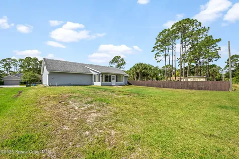 431 Harrisburg Street SW Palm Bay FL 32908