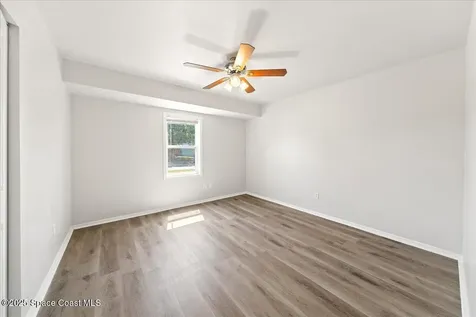 950 Hooper Avenue NE Palm Bay FL 32905