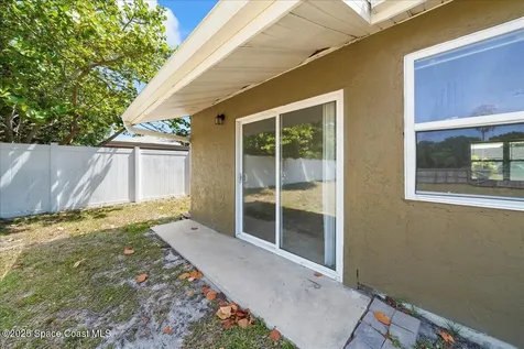 950 Hooper Avenue NE Palm Bay FL 32905