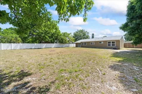 950 Hooper Avenue NE Palm Bay FL 32905