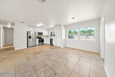 950 Hooper Avenue NE Palm Bay FL 32905