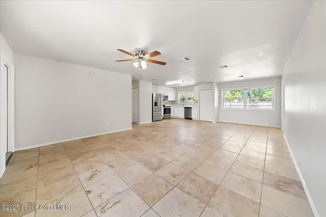 950 Hooper Avenue NE Palm Bay FL 32905