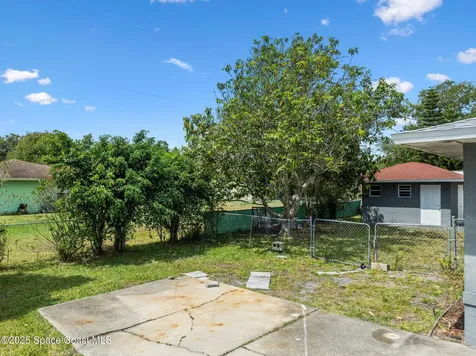 1554 Nona Street NE Palm Bay FL 32907