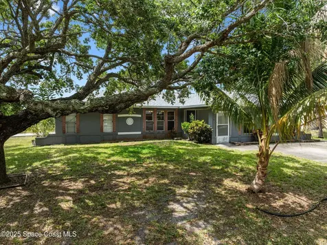 1554 Nona Street NE Palm Bay FL 32907