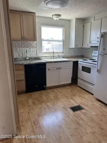 514 Puffin Drive Barefoot Bay FL 32976
