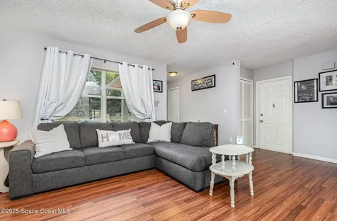 1037 Abagail Drive Deltona FL 32725