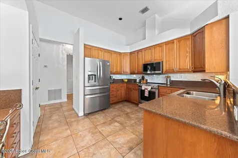 1085 Mercedes Drive Merritt Island FL 32952
