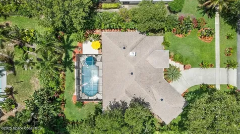1085 Mercedes Drive Merritt Island FL 32952