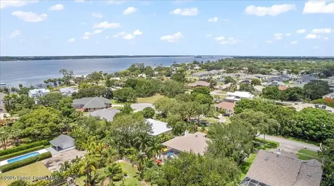 1085 Mercedes Drive Merritt Island FL 32952