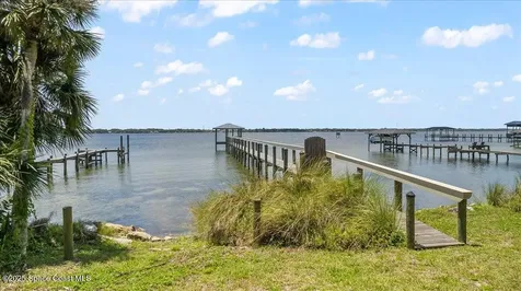 1085 Mercedes Drive Merritt Island FL 32952