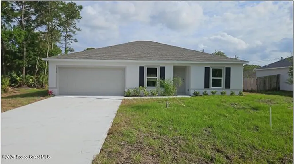 1030 Pasadena Road SE Palm Bay FL 32909