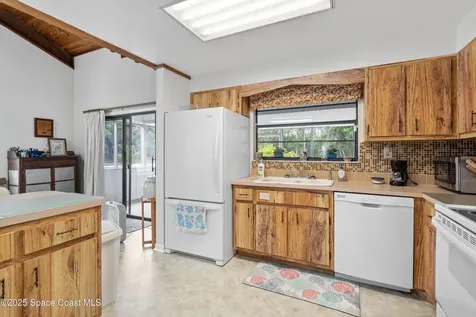 2530 State Street Melbourne FL 32904
