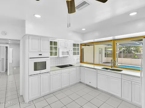 5118 Adams Street Hollywood FL 33021