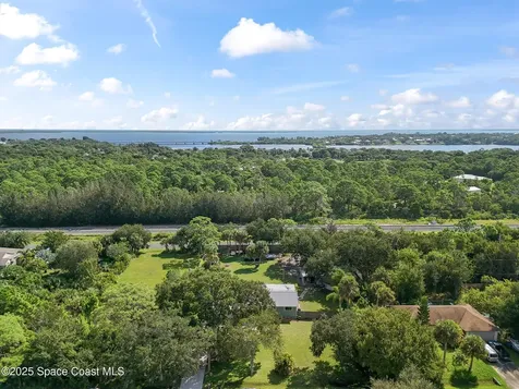 9633 Honeysuckle Drive Sebastian FL 32976