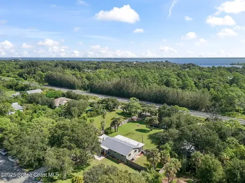 9633 Honeysuckle Drive Sebastian FL 32976