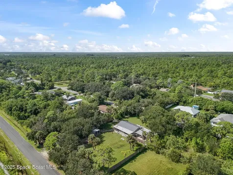 9633 Honeysuckle Drive Sebastian FL 32976