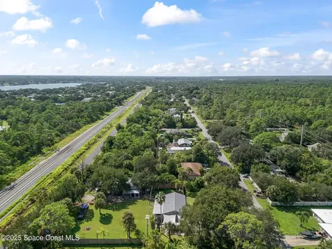 9633 Honeysuckle Drive Sebastian FL 32976