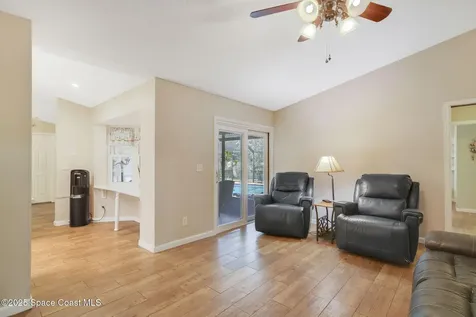 561 Klamath Street NE Palm Bay FL 32907