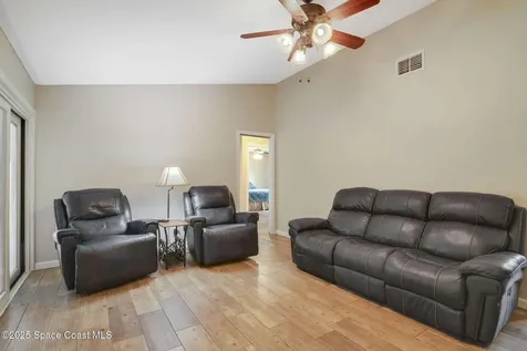 561 Klamath Street NE Palm Bay FL 32907