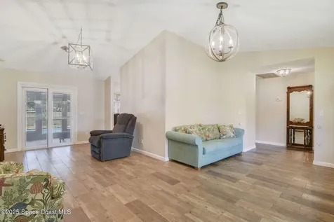561 Klamath Street NE Palm Bay FL 32907